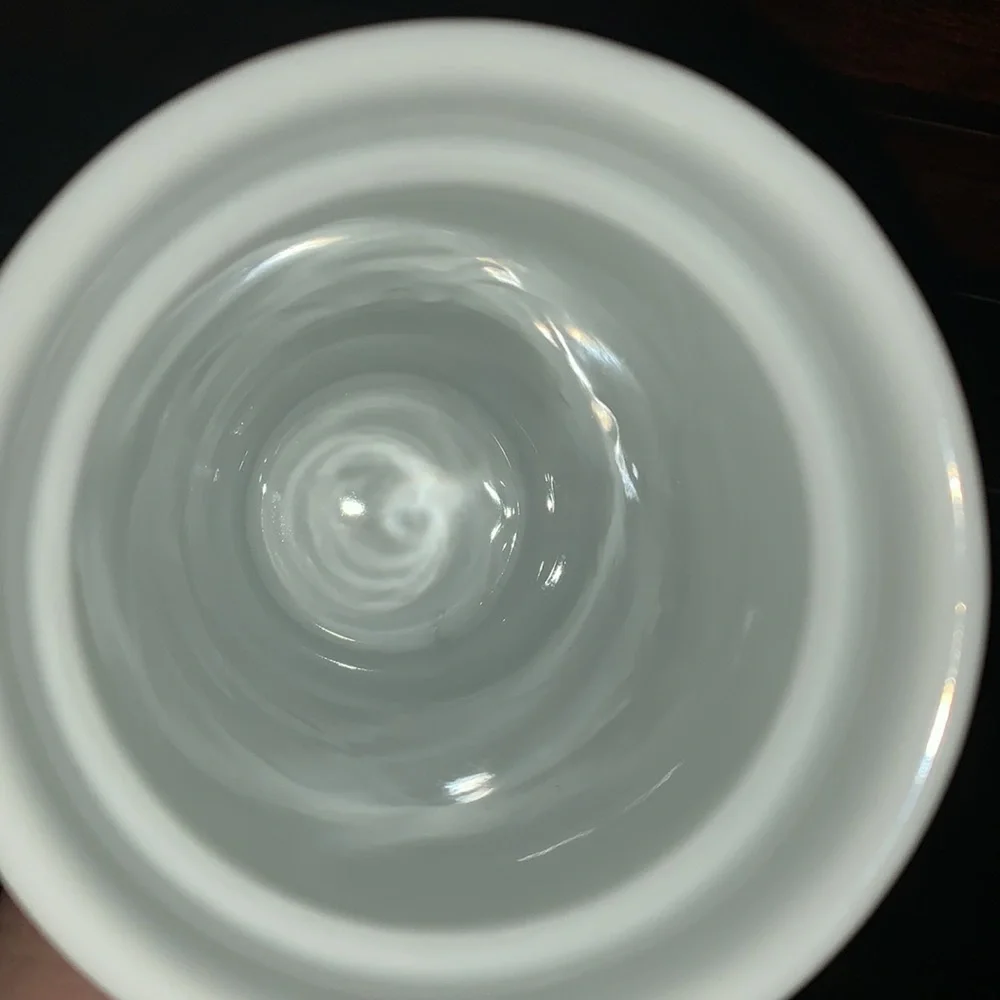 Starbucks 2017 11 oz Coffee Ceramic Christmas Tumbler Mug Lid EUC